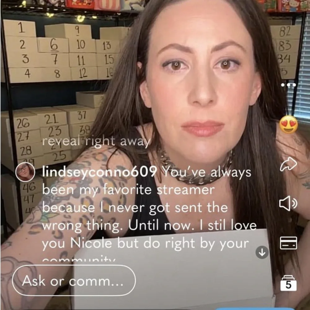 Nicole State Deletes Comments and Blocks Buyers Who Ask Questions - Picture 9 of 10